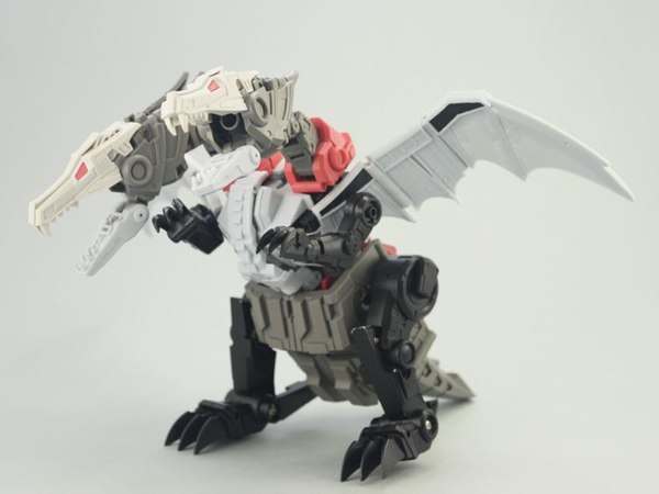 Master Builder MB 03 Feilong Images And Pre Order For Fans Hobby Not Doublecross  (2 of 4)